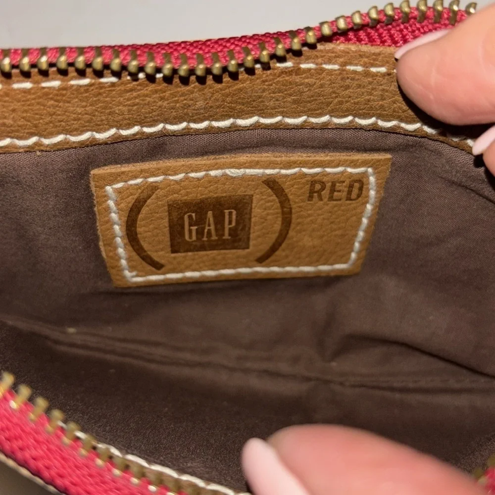 GAP RED AND TAN LEATHER FISH WRISTLET SUPER CUTE PRELOVED
